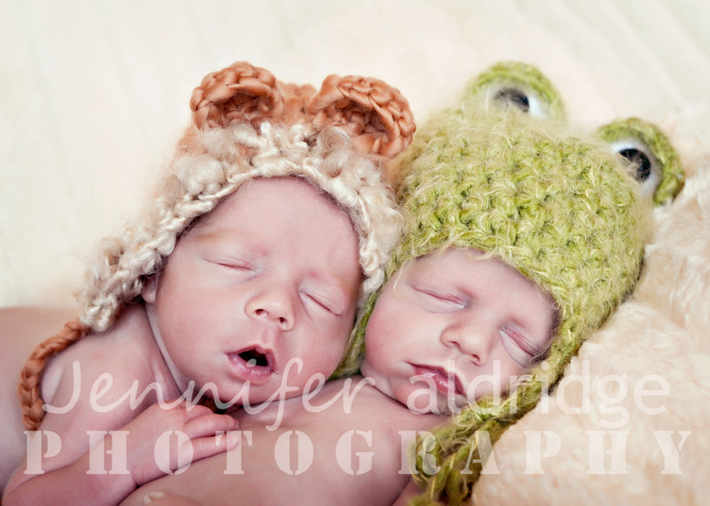 Jennifer Aldridge Photography | Justyn & Jakoby {Newborn Twins} | Photo 15